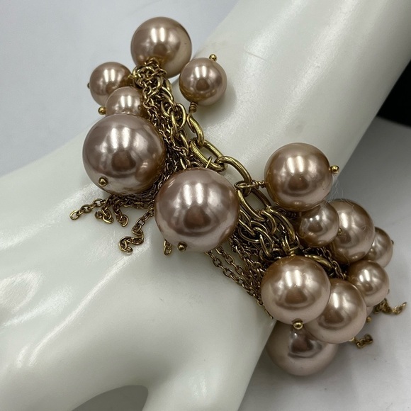 J. Crew Beige Faux‎ Pearl & Gold Tone Chain Fringe Tassel Bracelet - Picture 7 of 12